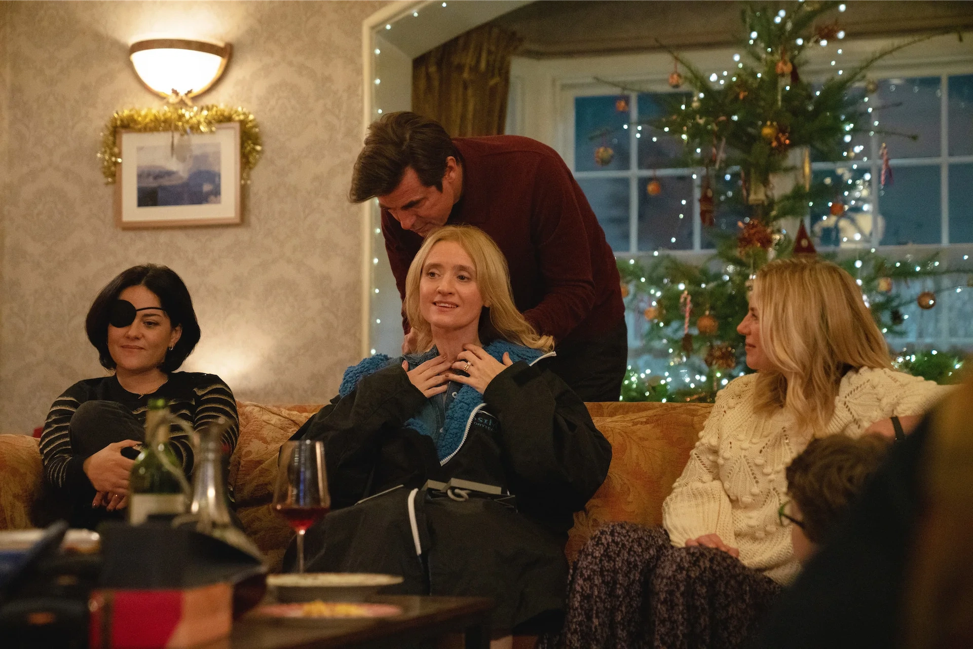 Maneuvering the crazy politics of the family Kris Kindle