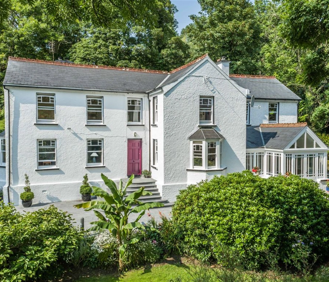 The Captain’s House: This 20th century Edwardian style Cork residence is on the market for €760,000 The Captain’s House: This 20th century Edwardian style Cork residence is on the market for €760,000