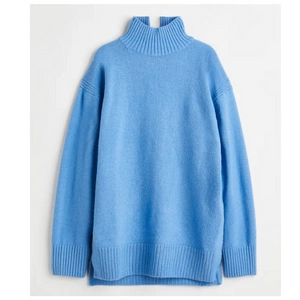 Oversized Polo-Neck Jumper €27.99, H&M