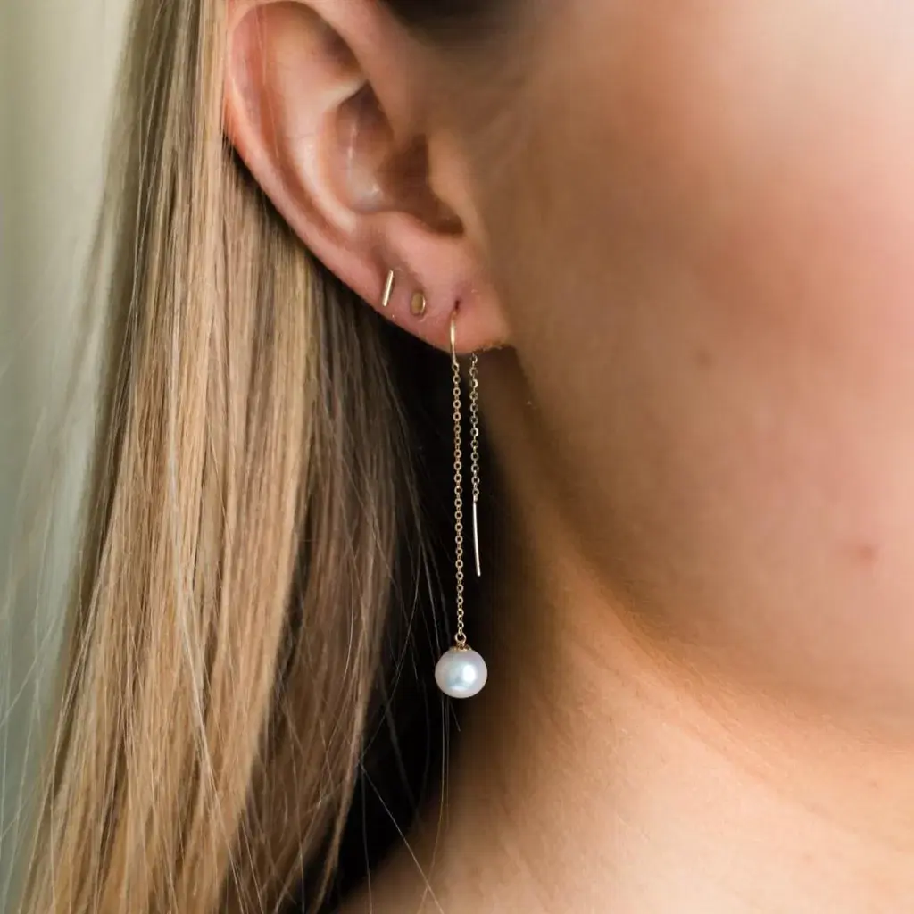 18kt Gold Pearl Threader Earrings, €195