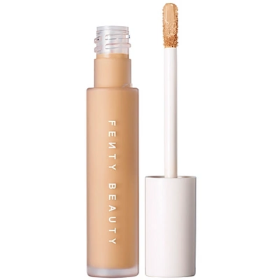 Pro Filt'r Instant Retouch Concealer in 300, €23.40