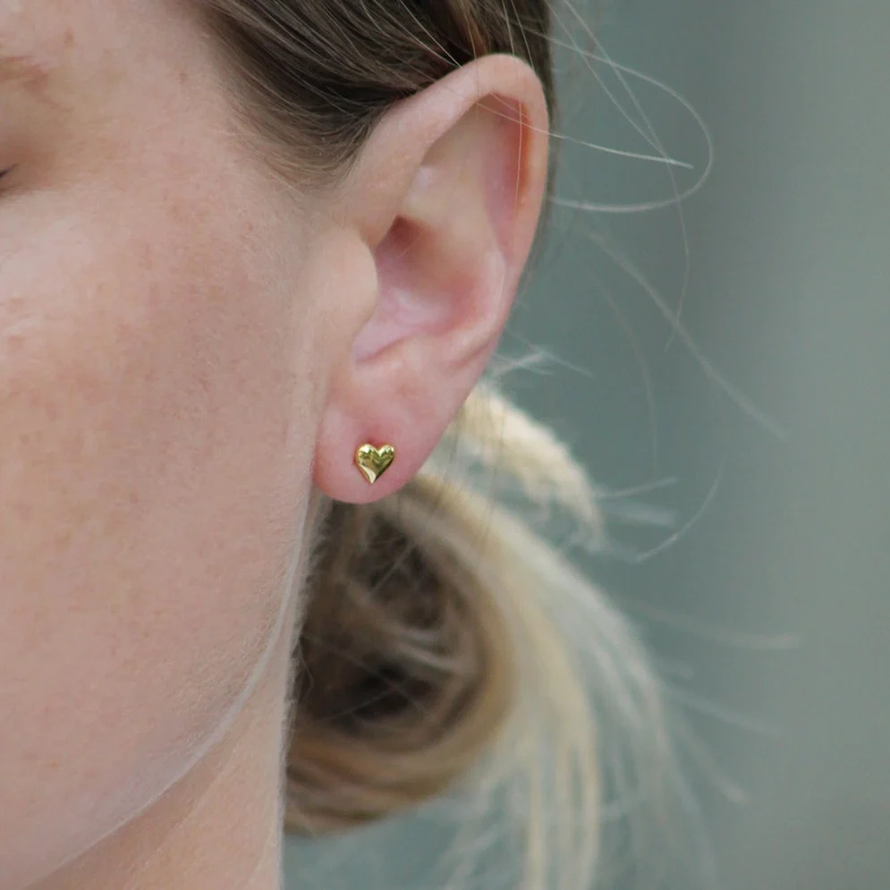 HEART-SHAPED JEWELLERY