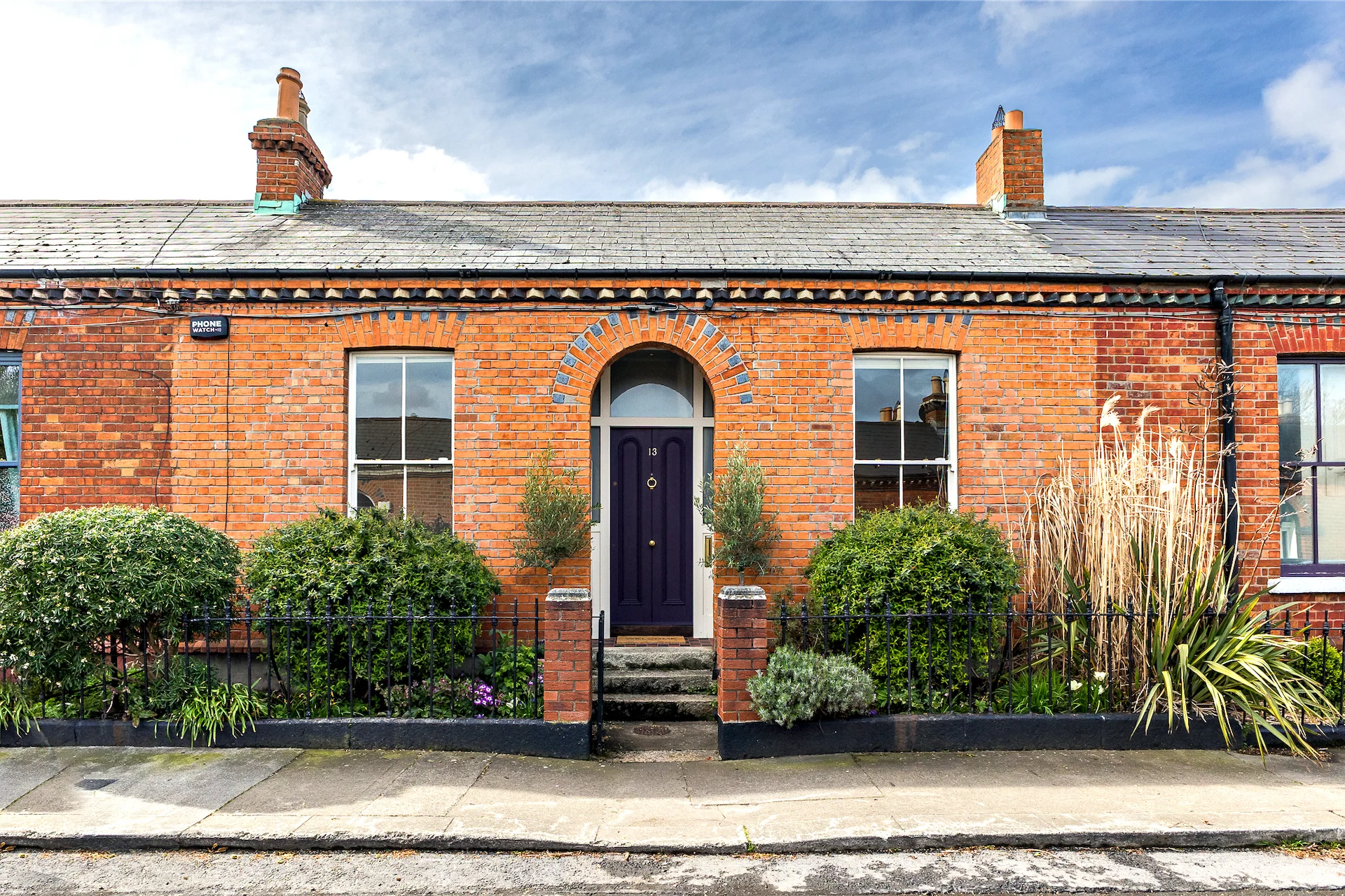 This Victorian cottage in Dublin 8 with a stylish interior is on the market for €800,000 This Victorian cottage in Dublin 8 with a stylish interior is on the market for €800,000