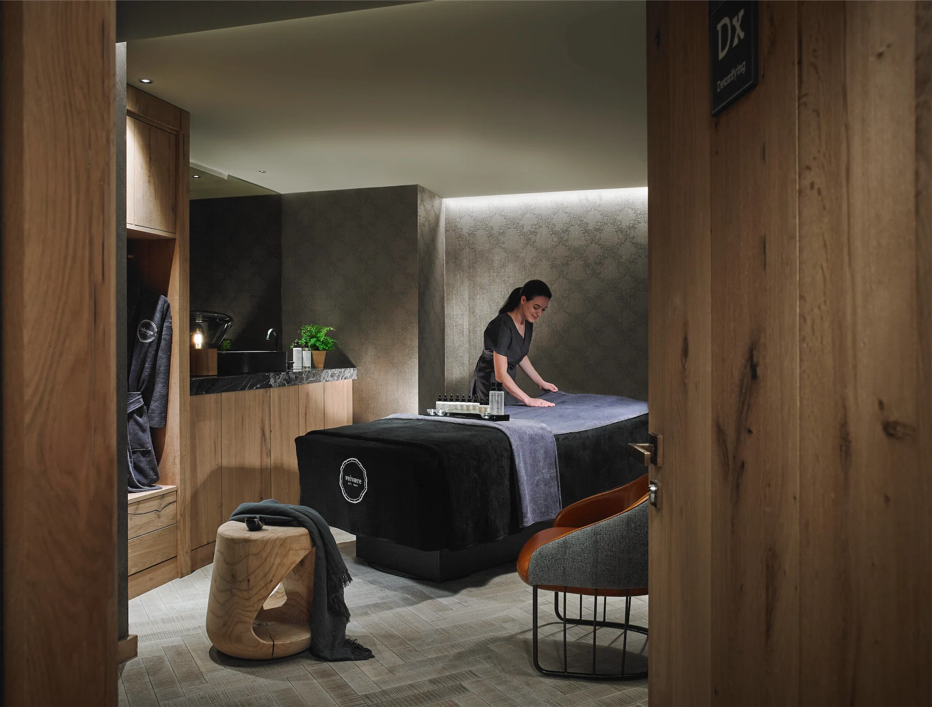 Here’s where you can create your own face serum designed for your skin