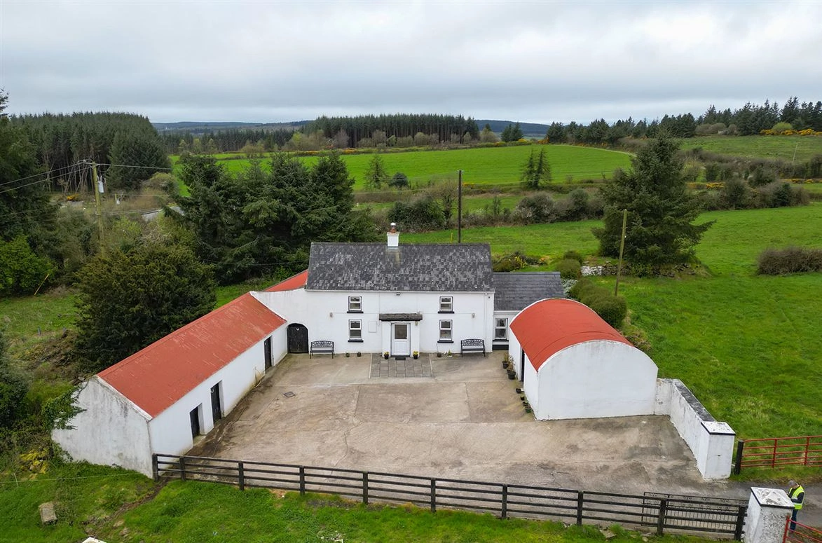 This traditional Irish farmhouse in Co Kilkenny is on the market for €295,000