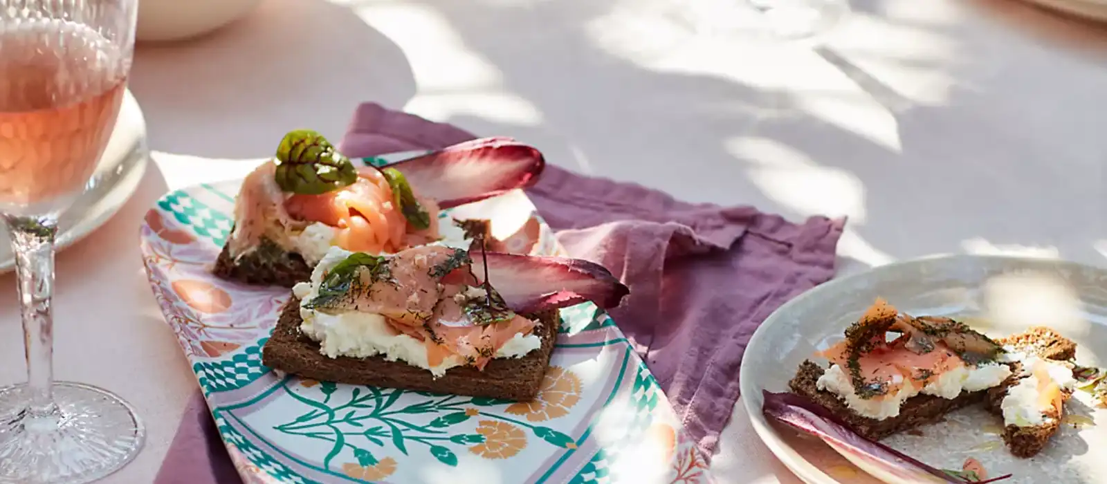 BBQ season is finally here, and these serving dishes make for an ideal centrepiece