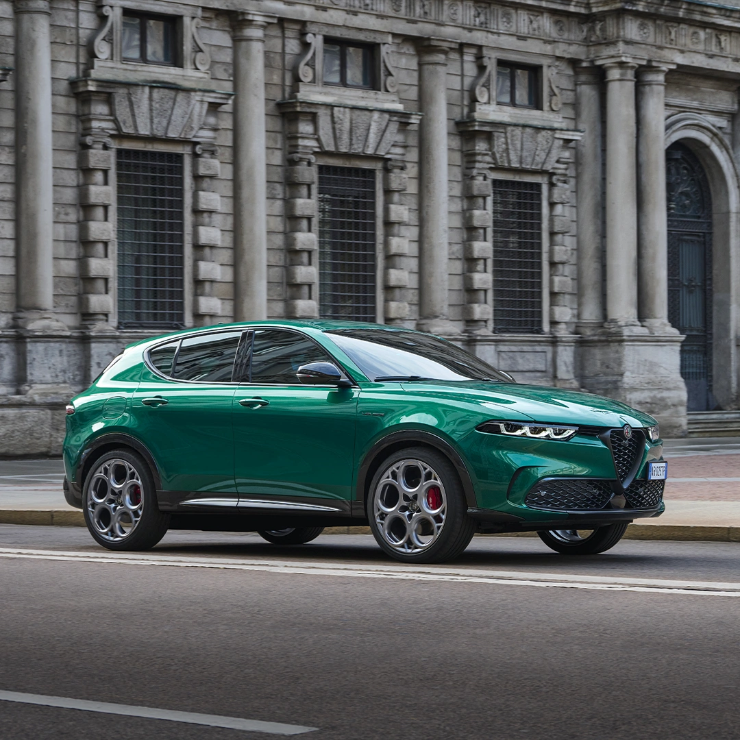 Take a peek inside the brand-new Alfa Romeo Tonale