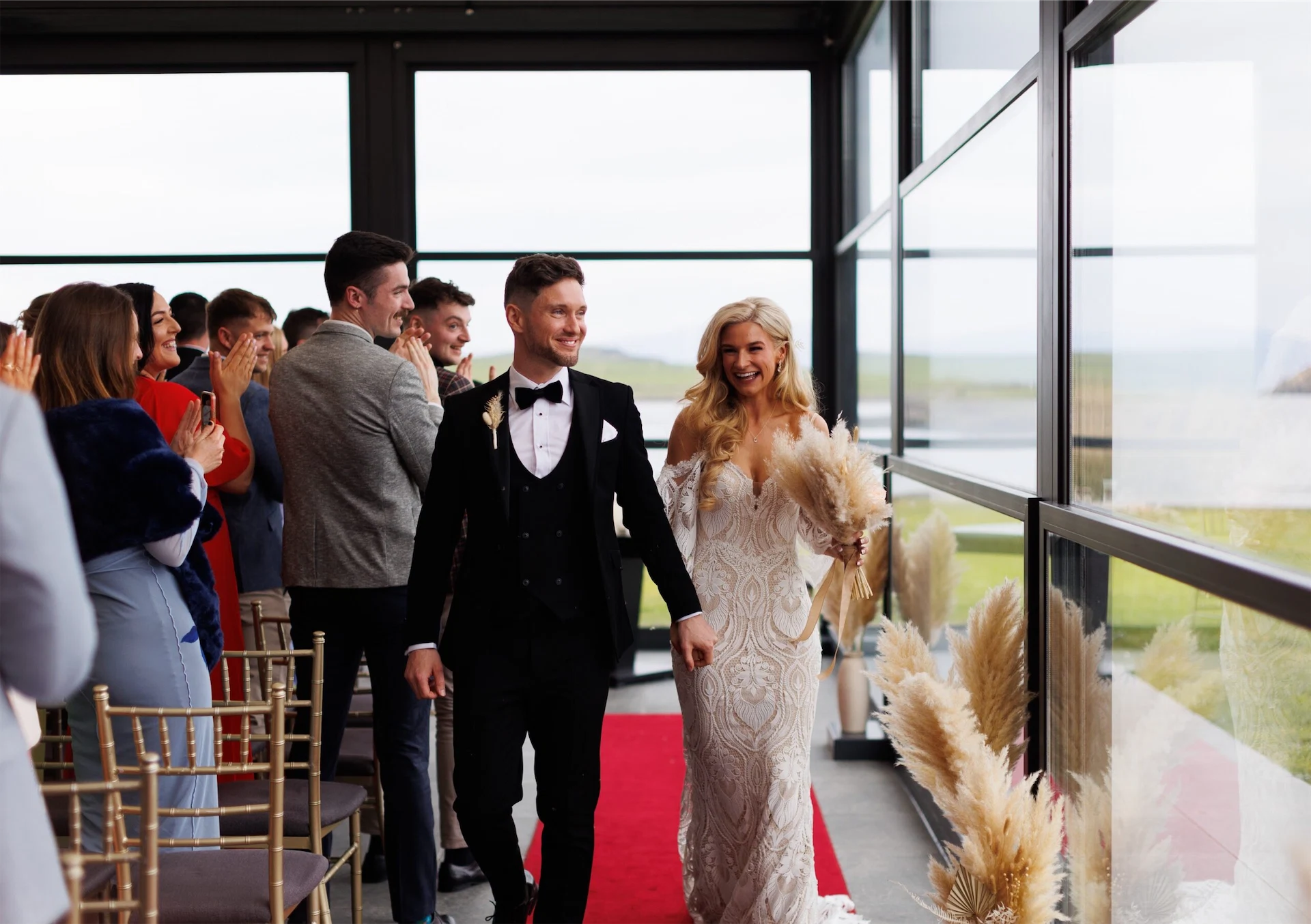 Real Weddings: Keelin and Darren tie the knot overlooking Dingle Bay
