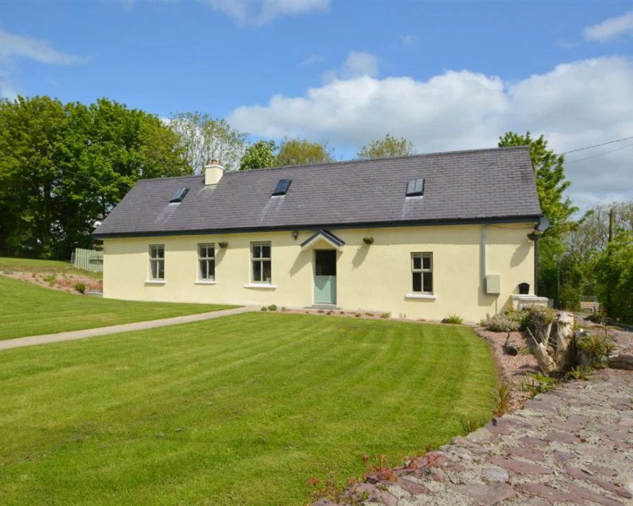 This charming traditional cottage in Cork is on the market for €295,000