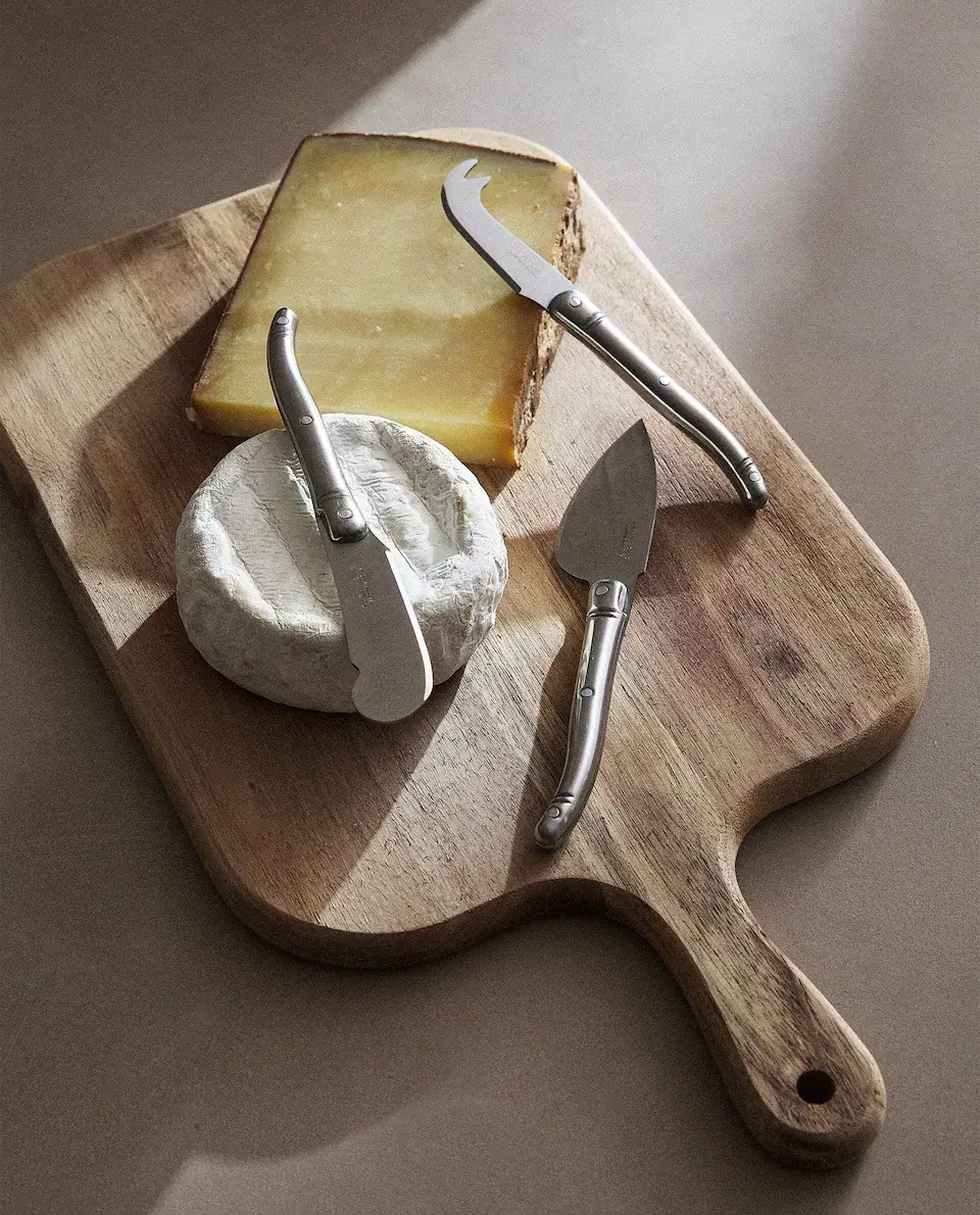 Zara, Set of Cheese Knives, €19.99