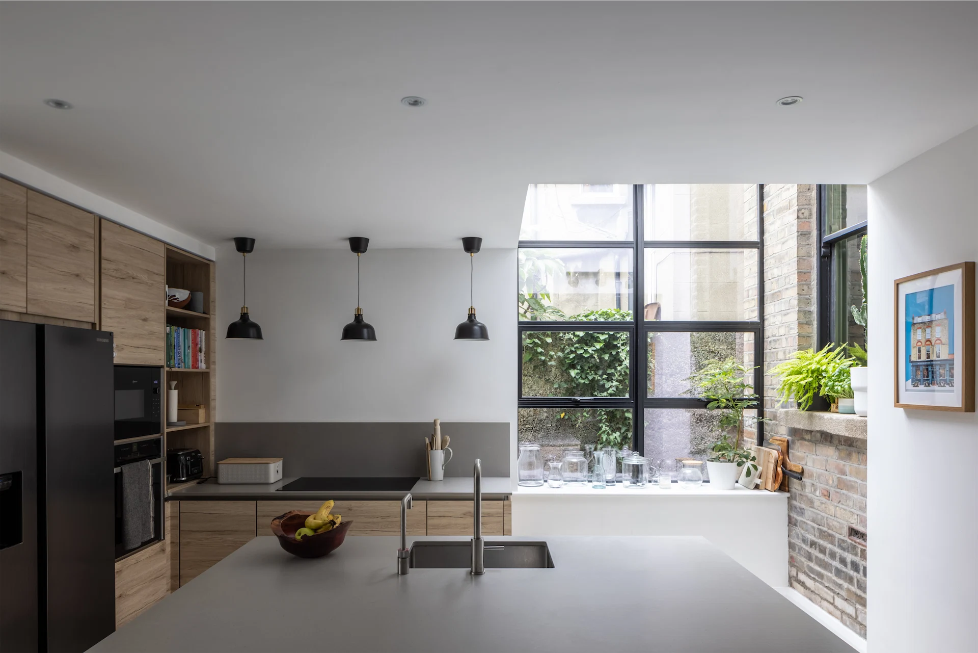 The extension to this Georgian home beautifully blends old and new
