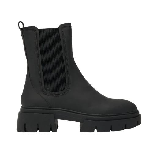 Amaya Chunky Chelsea Boots in Black, €27.95
