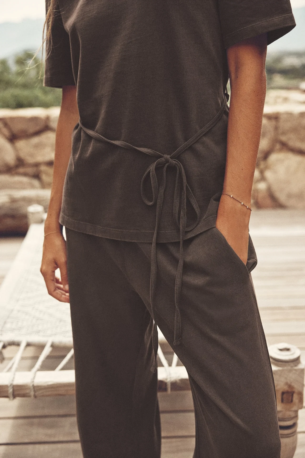 FADED-EFFECT BELTED T-SHIRT, €17.95