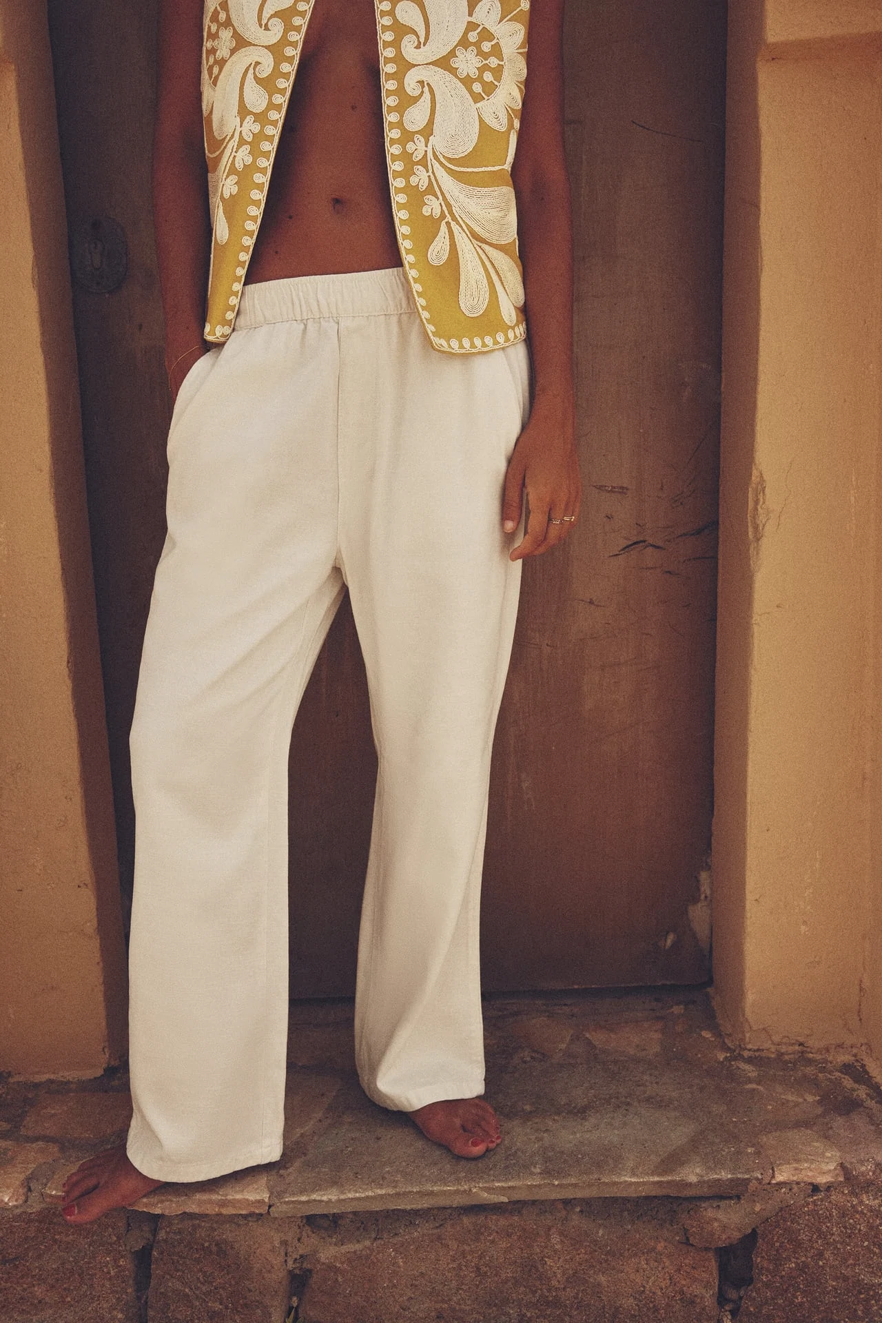 PYJAMA-STYLE TROUSERS, €39.95