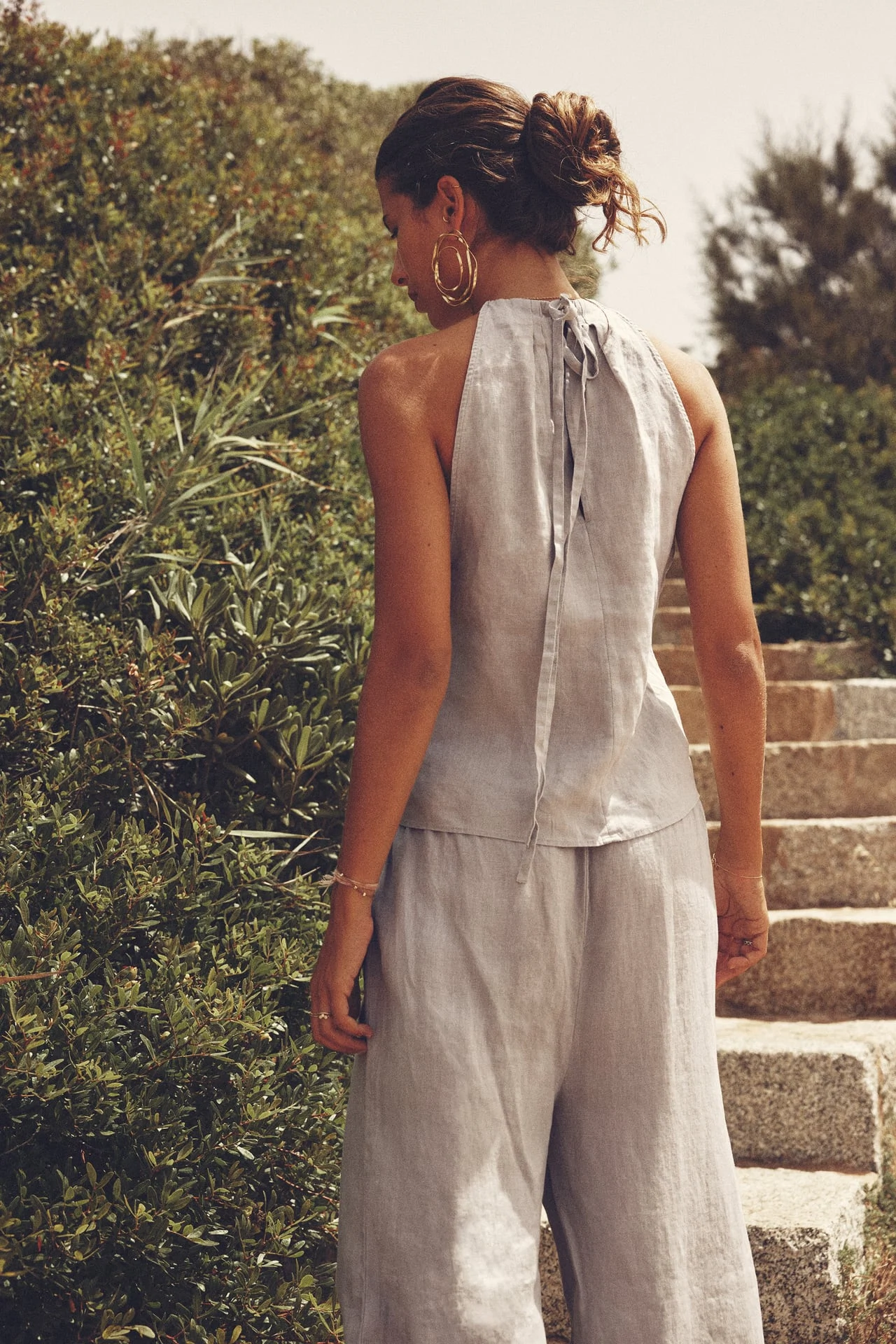 LINEN HALTER TOP, €29.95