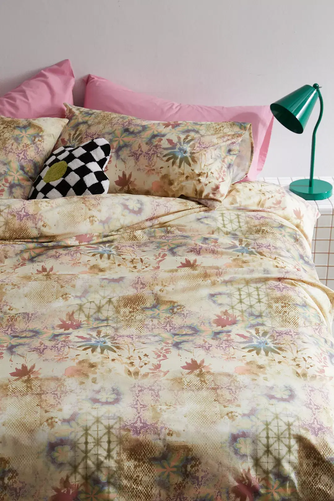Urban Outfitters, Layla Floral Duvet Set, €39-€65