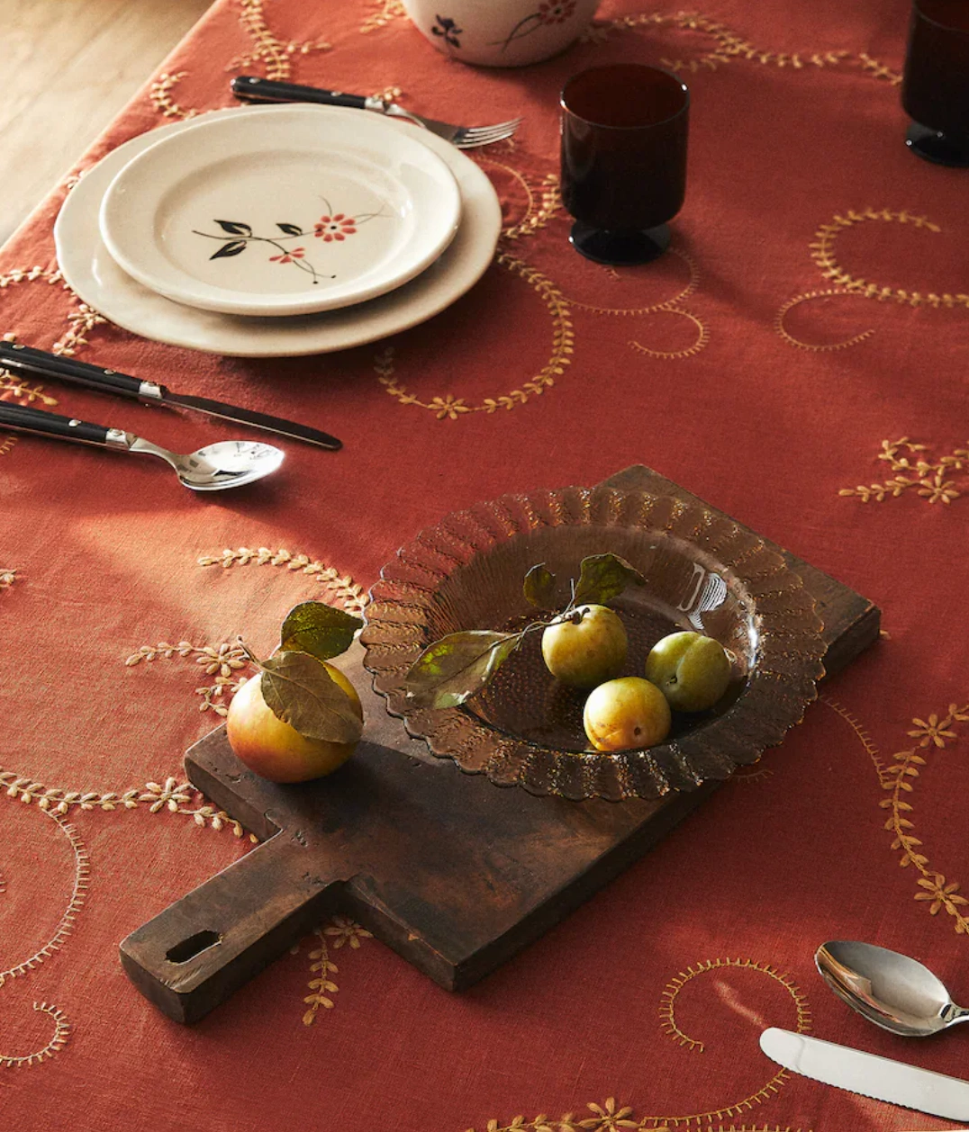 Scalloped serving dish, €9.99