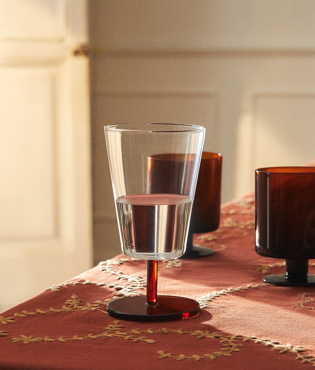 Borosilicate wine glass, €9.99