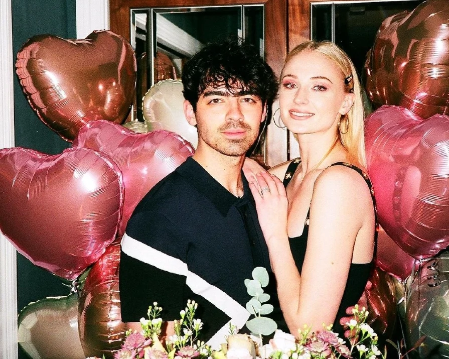 Celebrity breakup season is upon us Celebrity breakup season is upon us