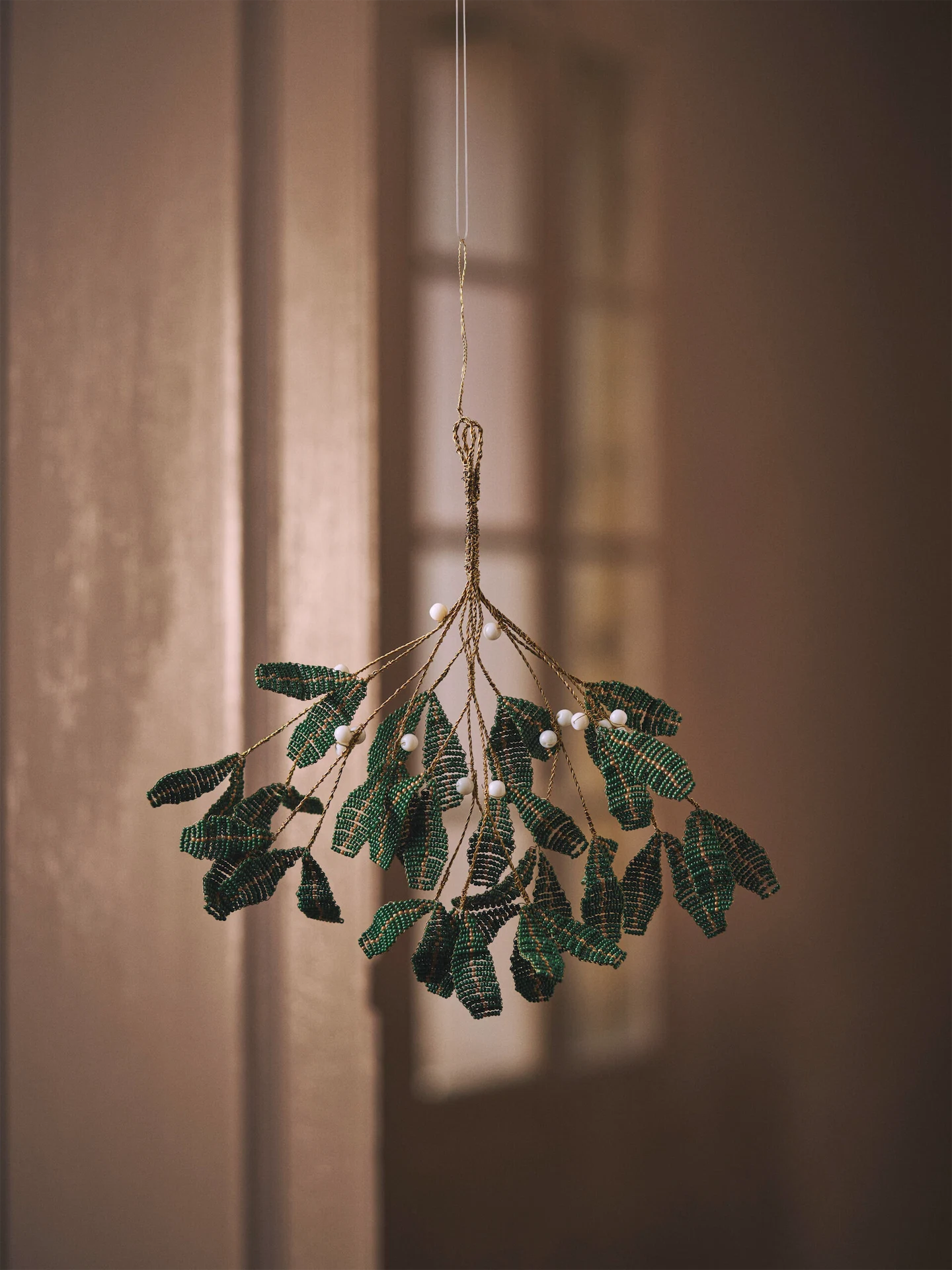 Beaded mistletoe, €12.40