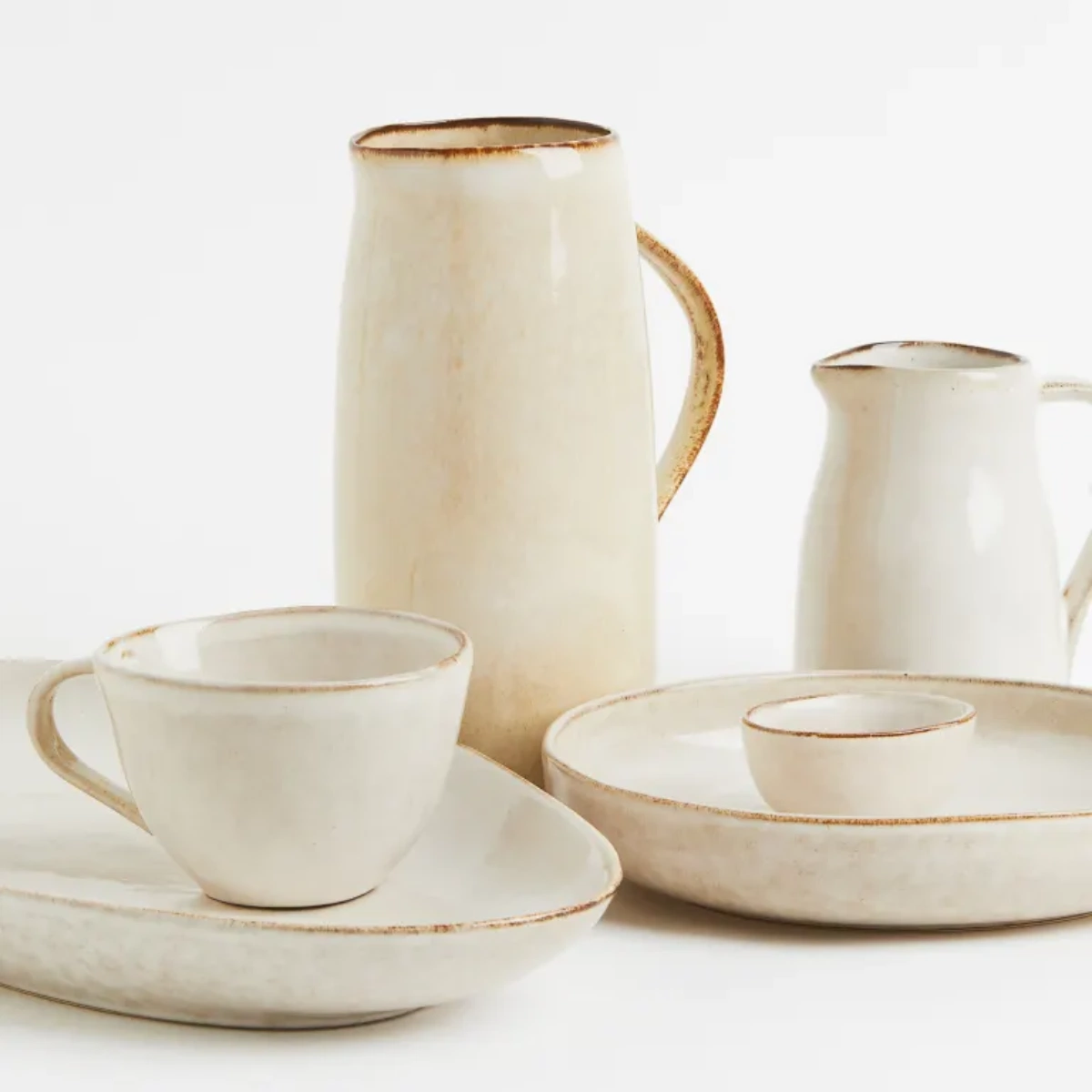 Large Stoneware Serving Dish, €34.99, H&M