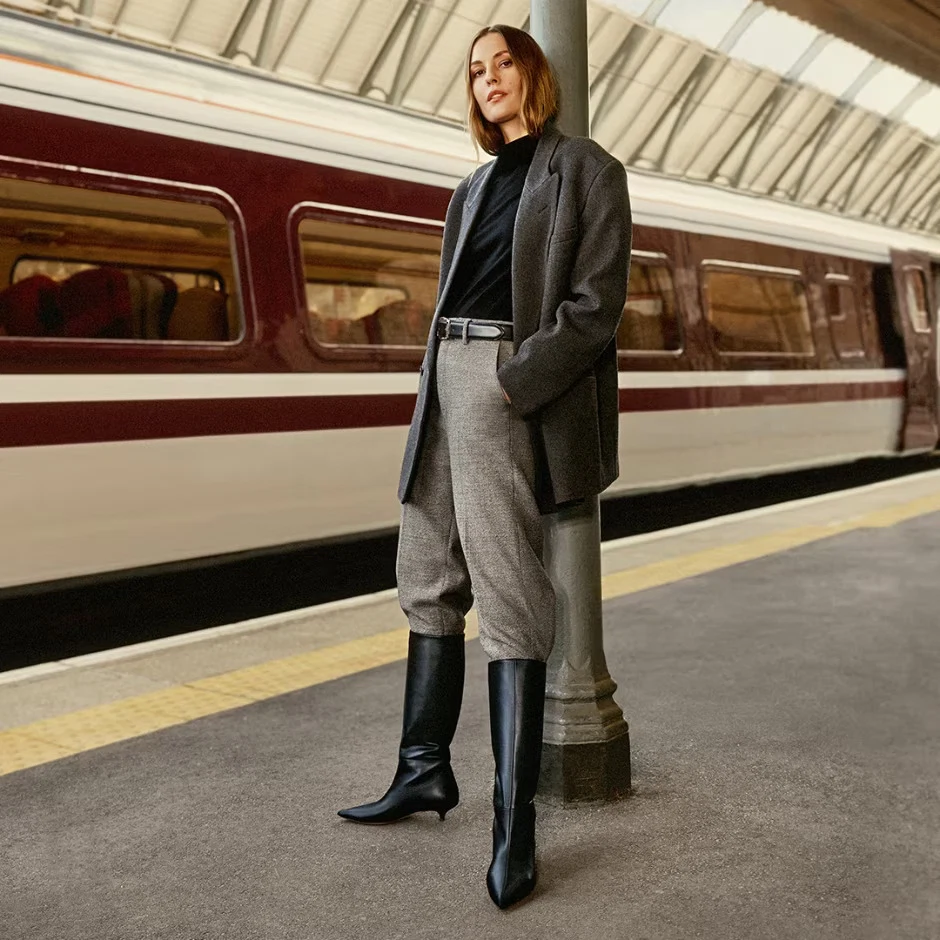 Russell & Bromley Kitten Heel Pull On Tube Boot, €565.64