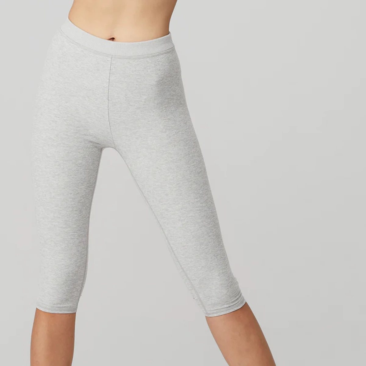 Alosoft High-Waist Iconic 90s Capri, €105, Alo Yoga