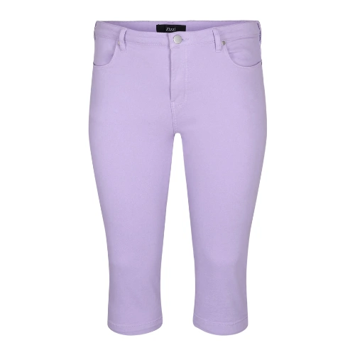 Zizzi Fitting Emily Capri Denim shorts, €17.49, Zalando