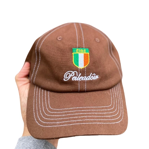 Peileadóir Cap, €30