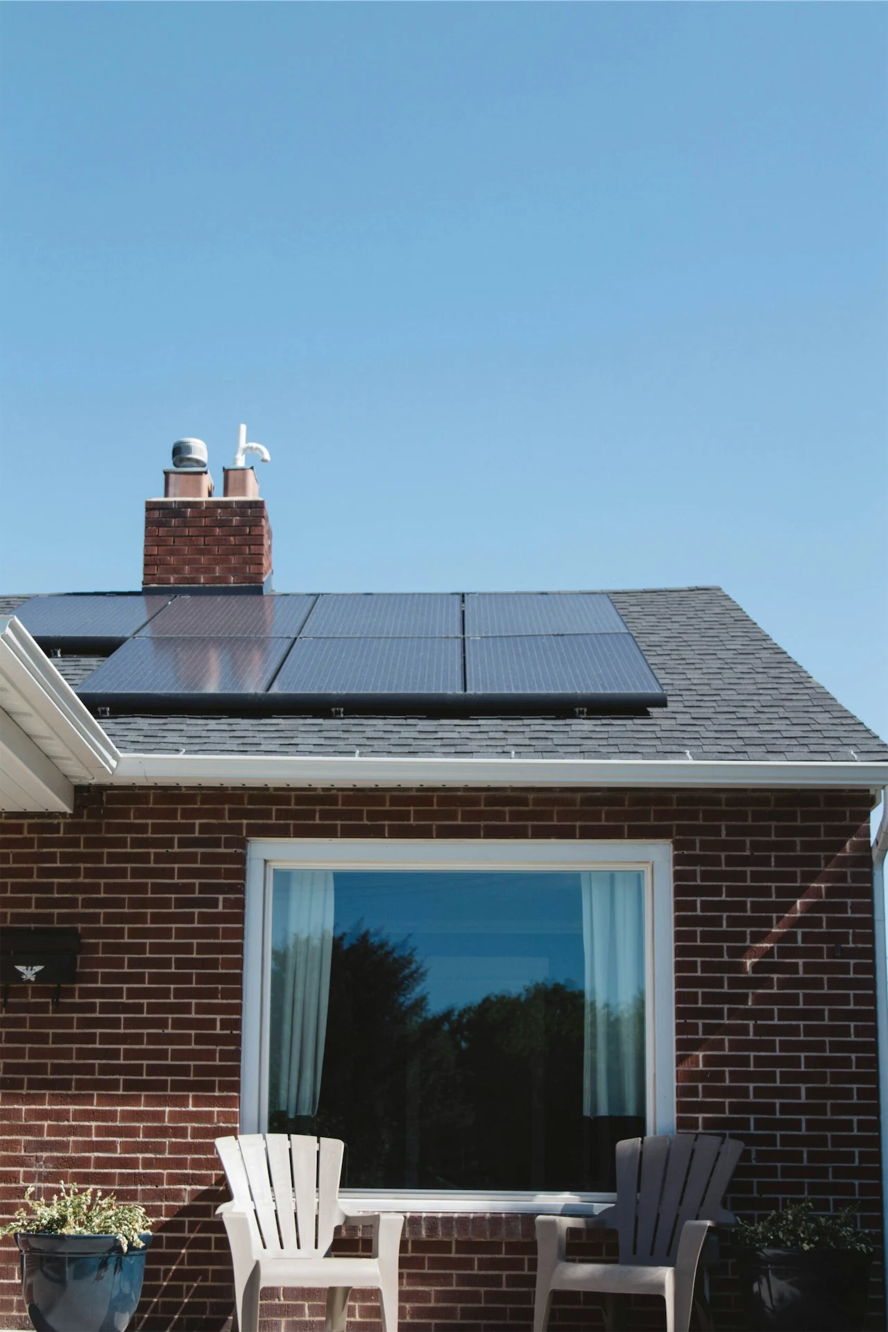 Green energy: 50% of homeowners are considering installing solar panels