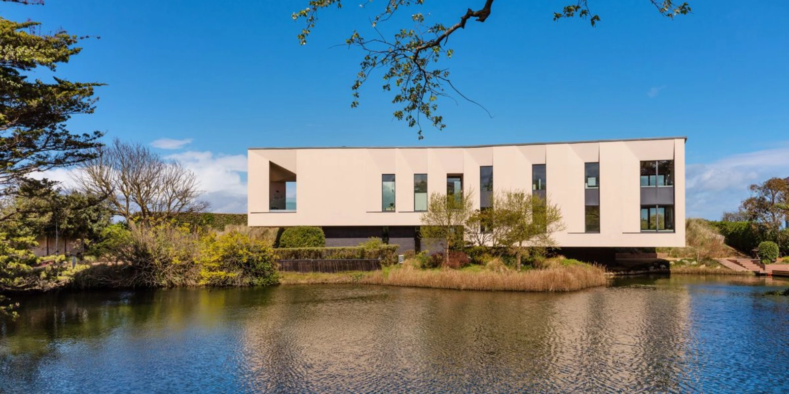 Inside this incredible €3.6 million Howth house suspended over a private lake