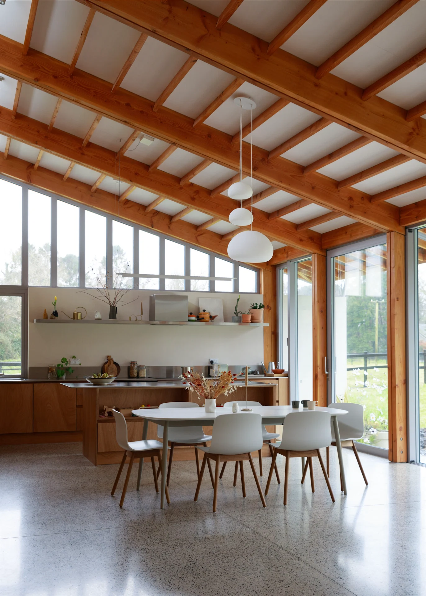 This Wicklow home underlines the luxury of simplicity, photographed by Doreen Kilfeather and styled by Lesiele Juliet.