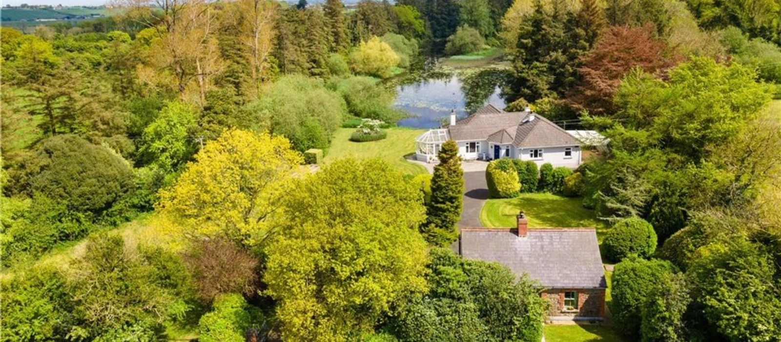 Inside this peaceful Pond Cottage and Lake House on the market for €1.25 million