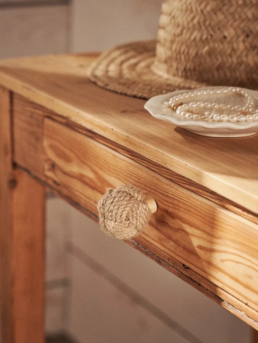 Knob, €3.33, Søstrene Grene