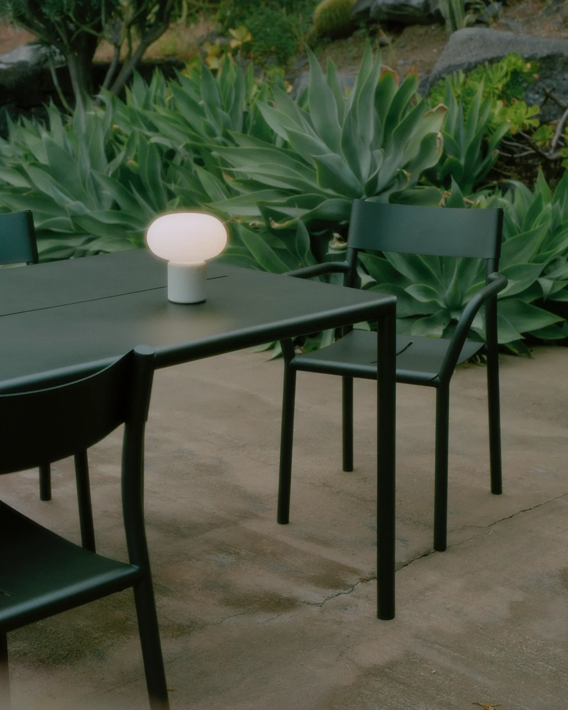 Garden accessories to blend your indoor and outdoor spaces this summer