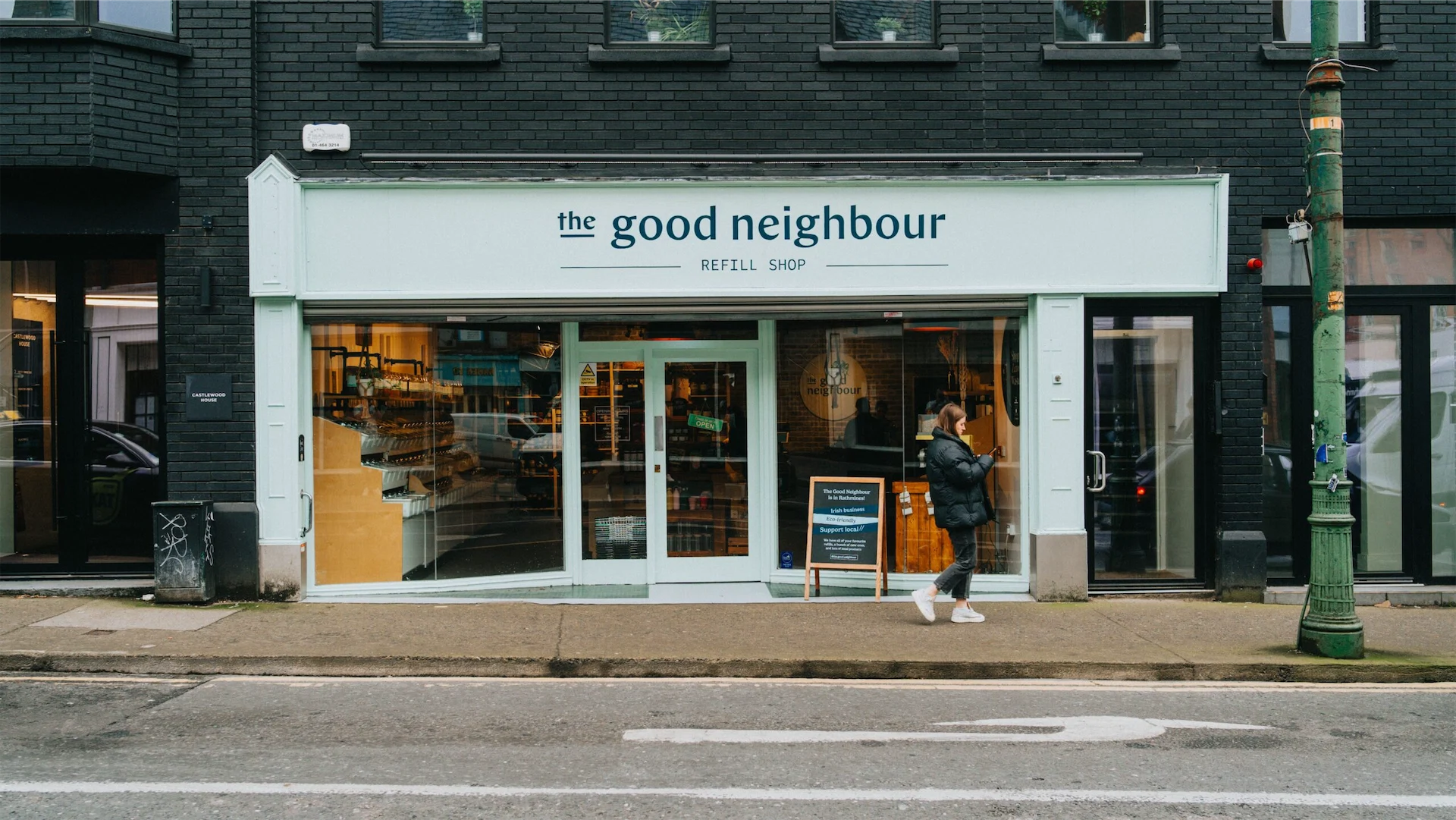 Jess Dollinger The Good Neighbour