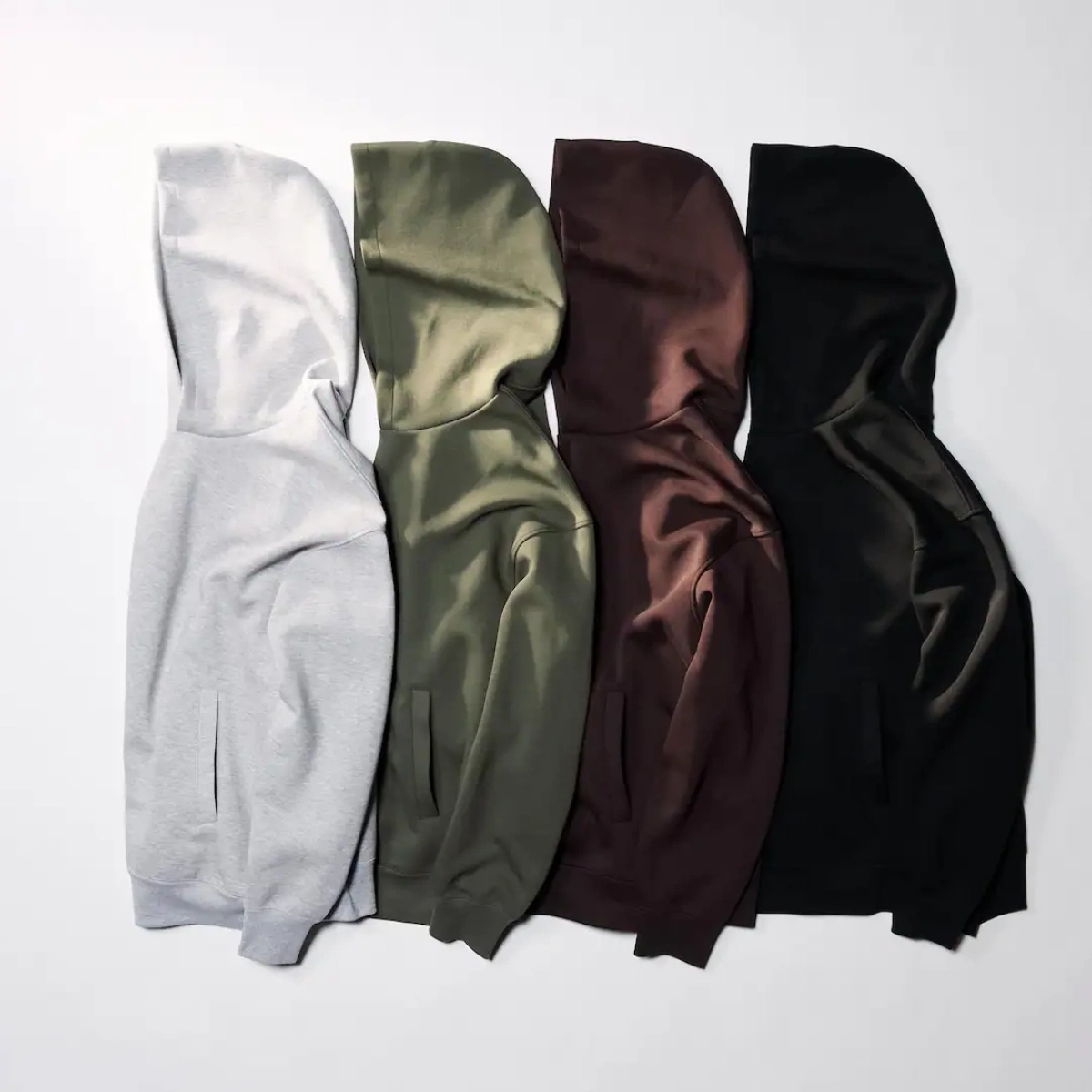 Sweat Pullover Hoodie, €39.90 