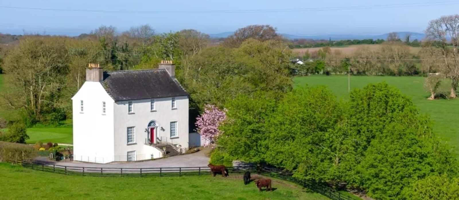 This majestic country home in Naas is on the market for €1.85 million This majestic country home in Naas is on the market for €1.85 million