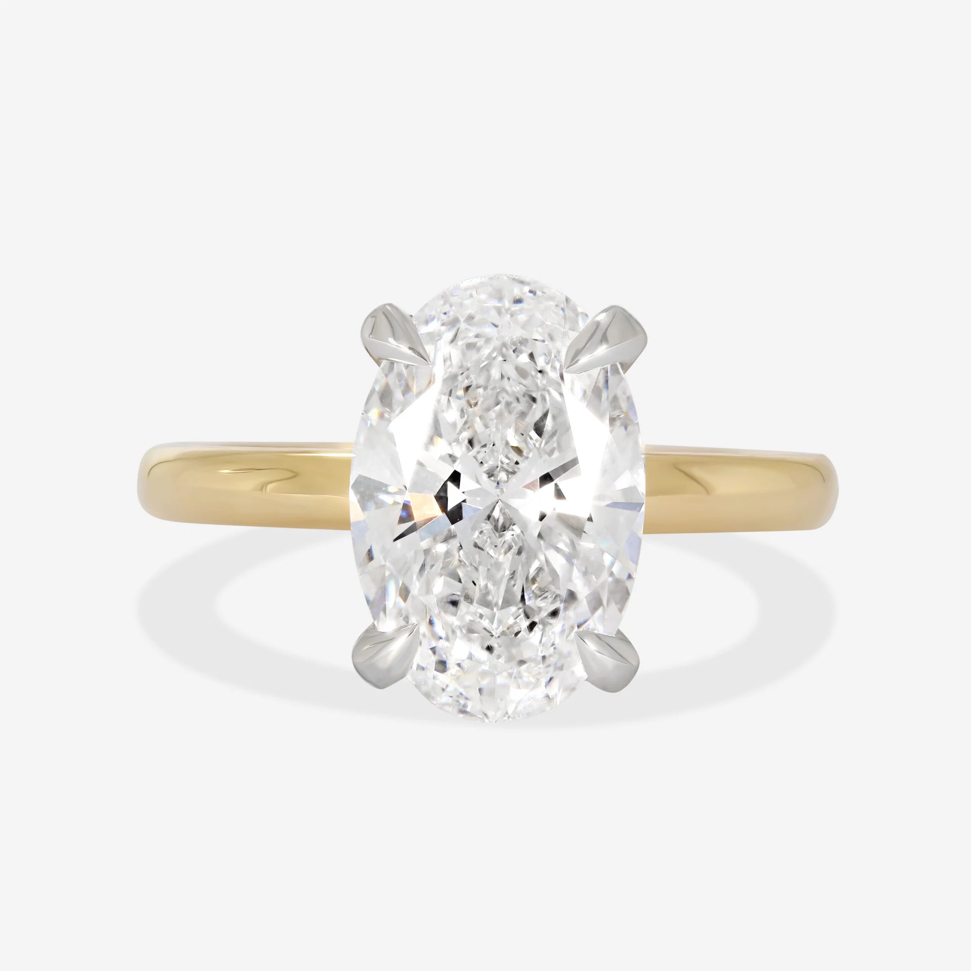 Miami 2.50ct Oval Solitaire Lab Diamond Set in 18ct Gold, €4,800