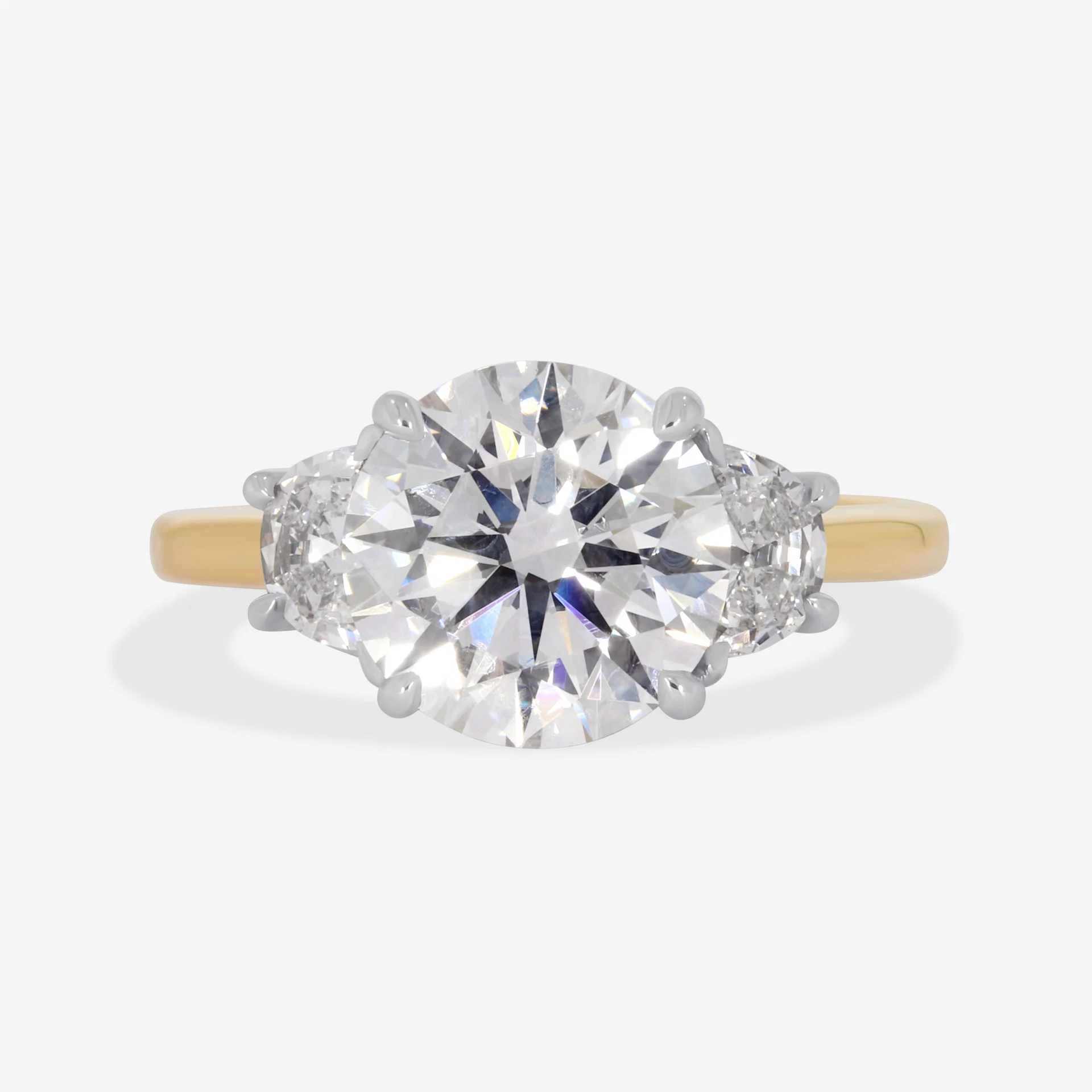 Winter 3.50ct Round 3-Stone Lab Grown Diamond Set in 18ct Gold, €5,500