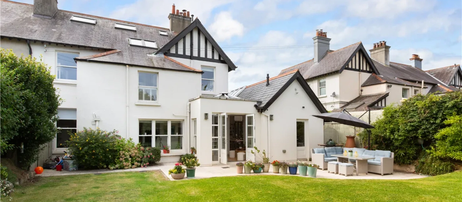 This light-filled Greystones home is a wonderful blend of old and new