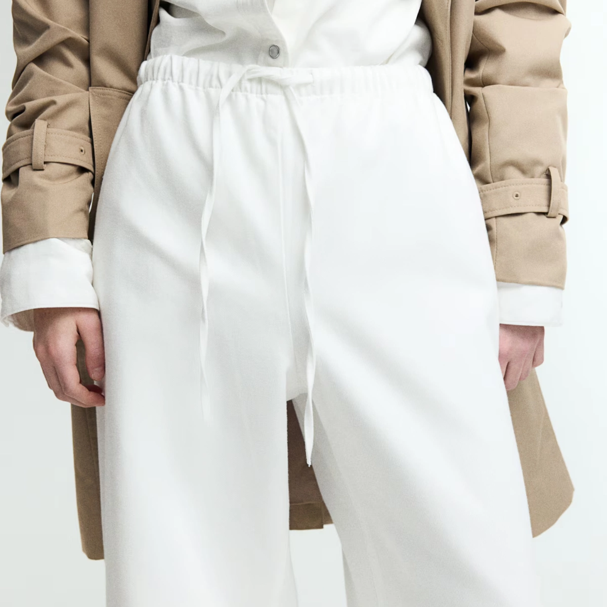 H&M Drawstring Trousers, €29.99