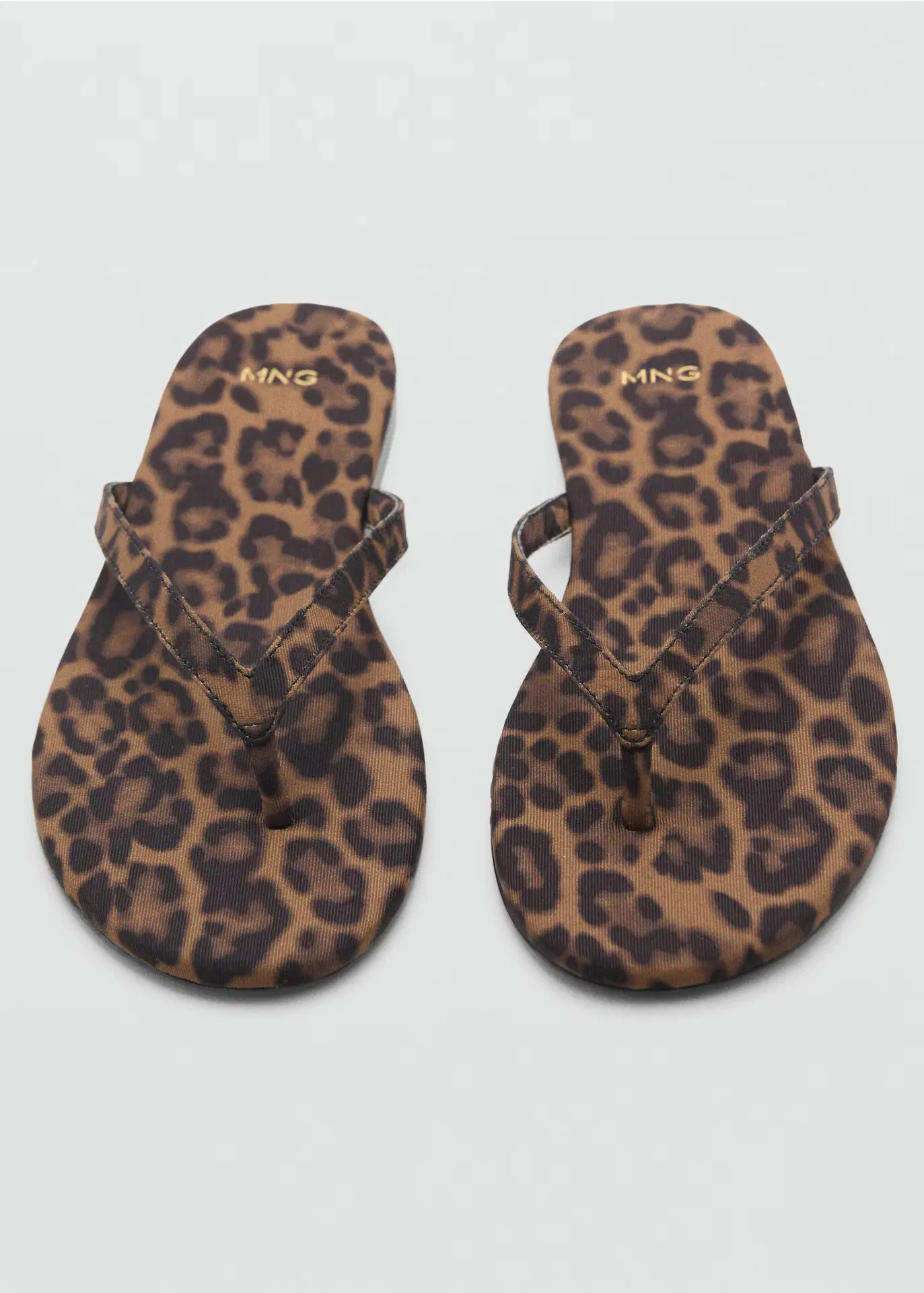 Leopard print sandals with straps, €39.99