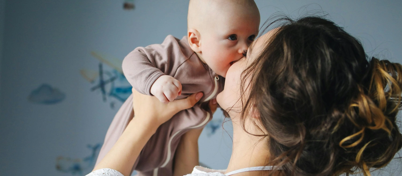 Your guide to postnatal pelvic floor recovery