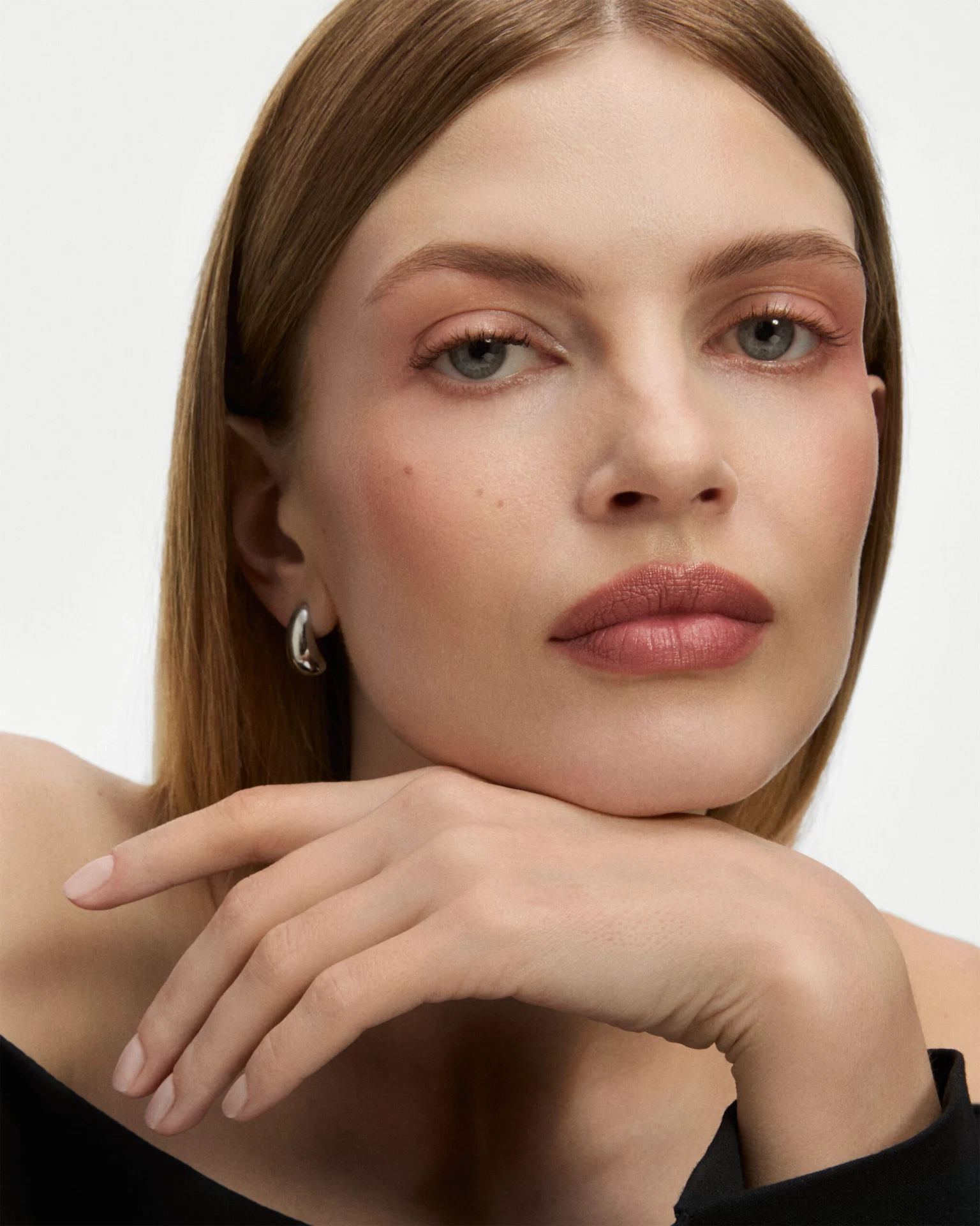 Make-up artist Val Garland shares three simple looks that will become your new go-tos
