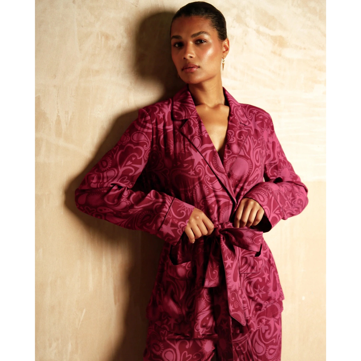 It's 9pm Pamela Ruby in Paisley, €296.95