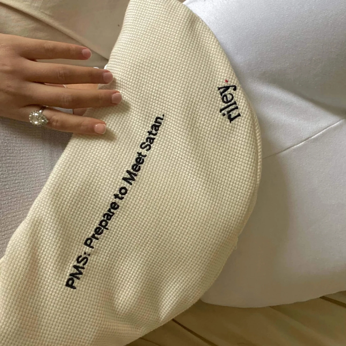 Riley Flaxseed Heatpad for Cramps, €29.99