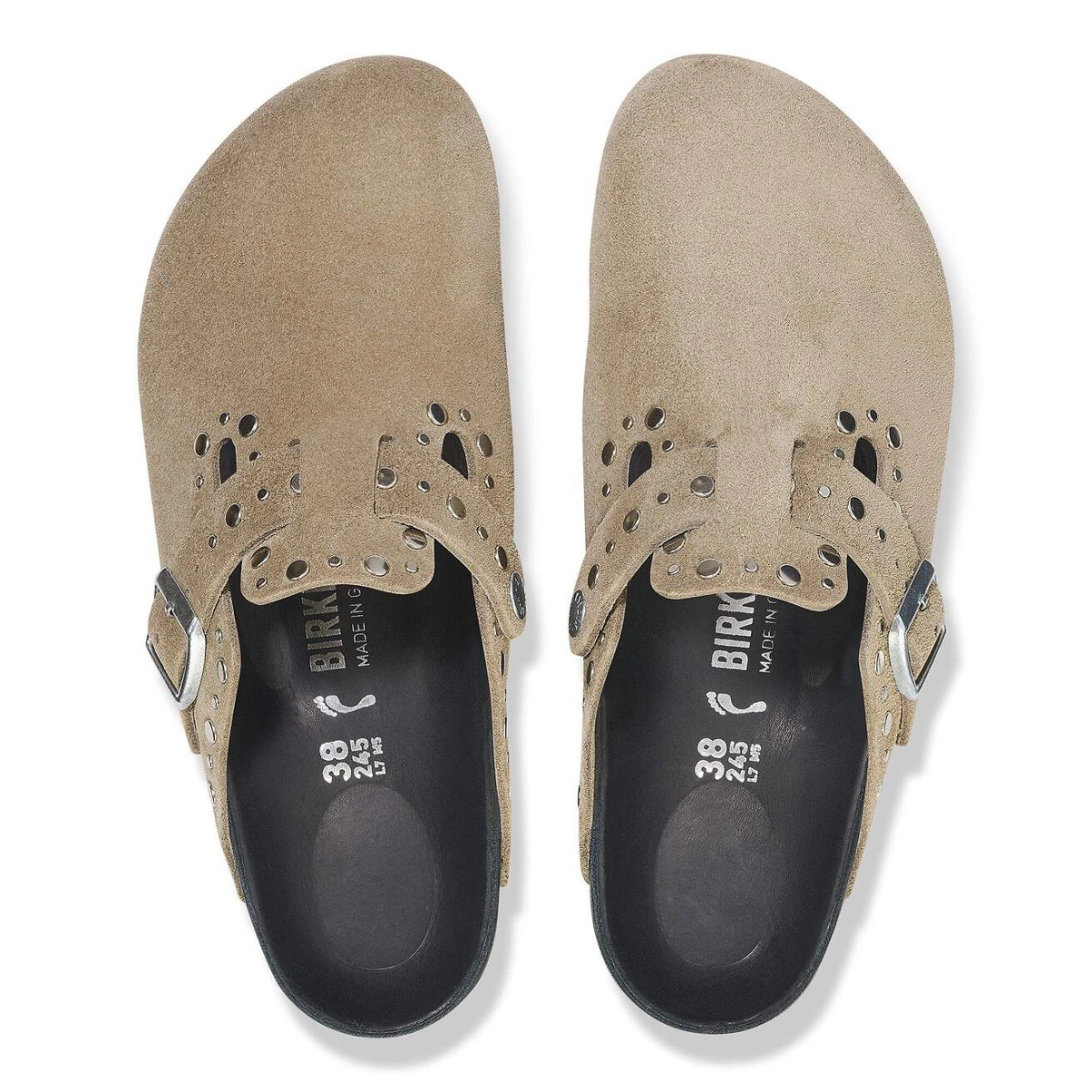 Birkenstock Boston Rivets, €220