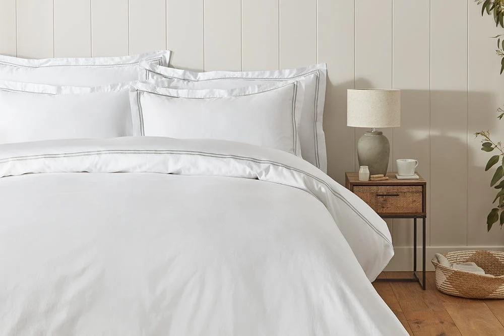 The Oxford Collection Bed Set, from €129.50, White & Green