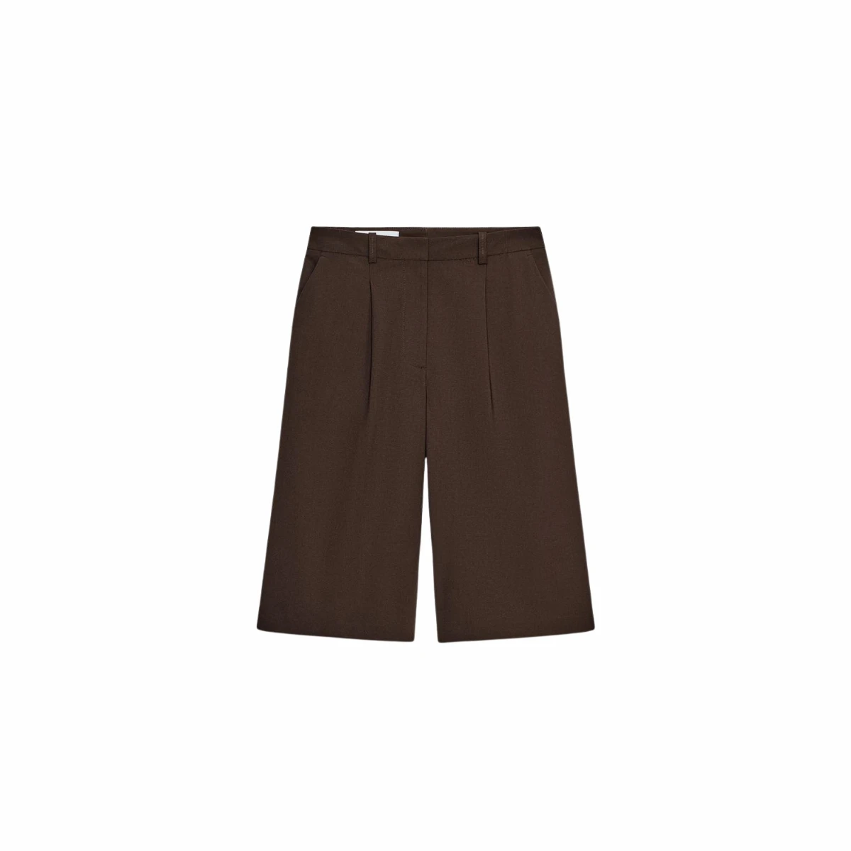 Long Bermuda shorts, €29.95 